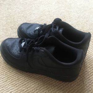 Black Nike Air Force 1